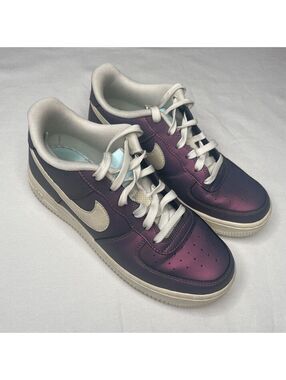 Nike Air Force 1 LV8 Iridescent 820438-402 Jordan 1 Max Size 5.5Y Lilac Ice